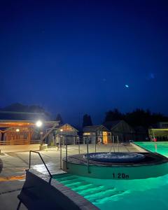 Piscine intercommunale de Castelnau Montratier © DR